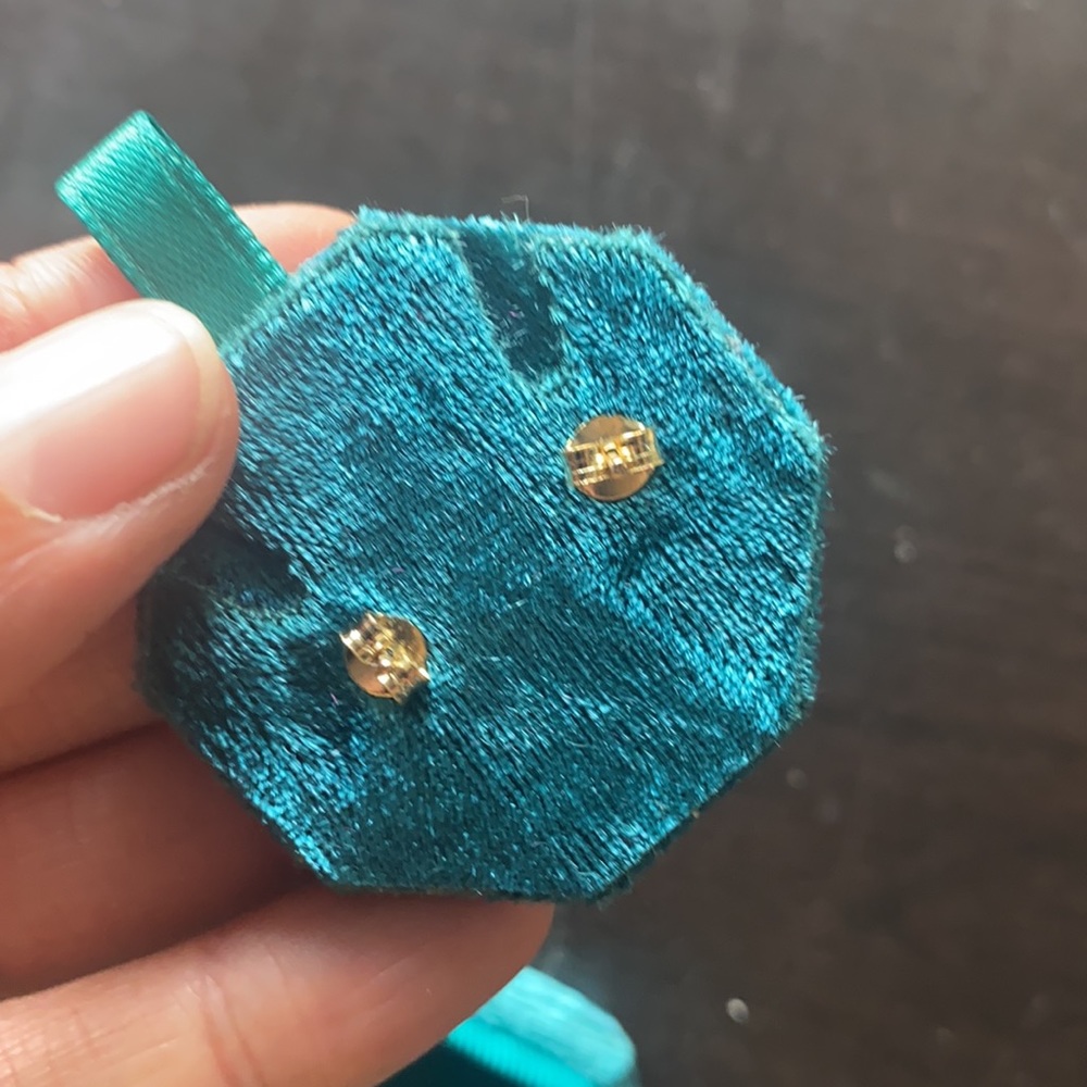 Blue opal studs - Picture 2 of 2